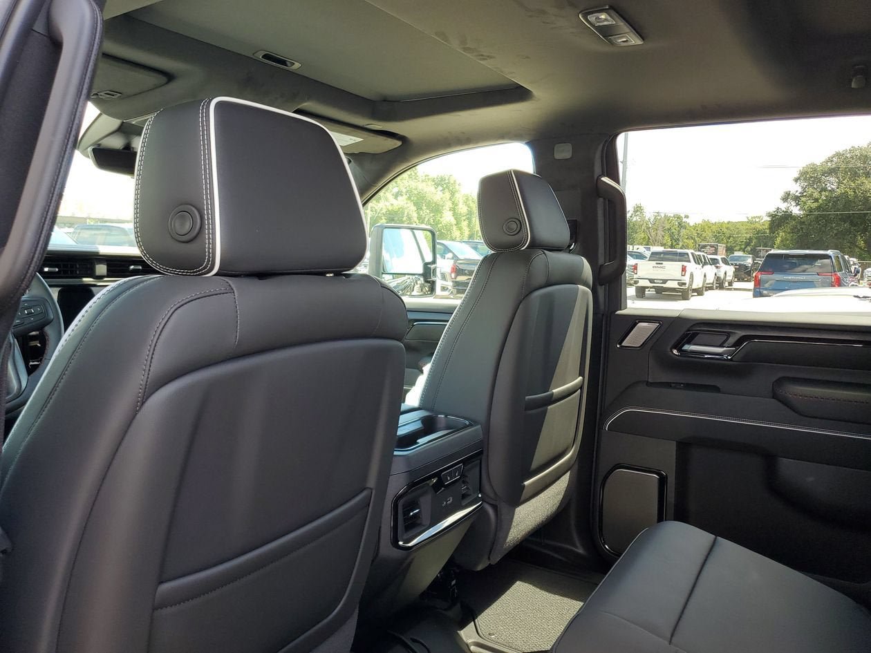 New 2026 GMC Sierra 2500 AT4X AWD/4WD image 11