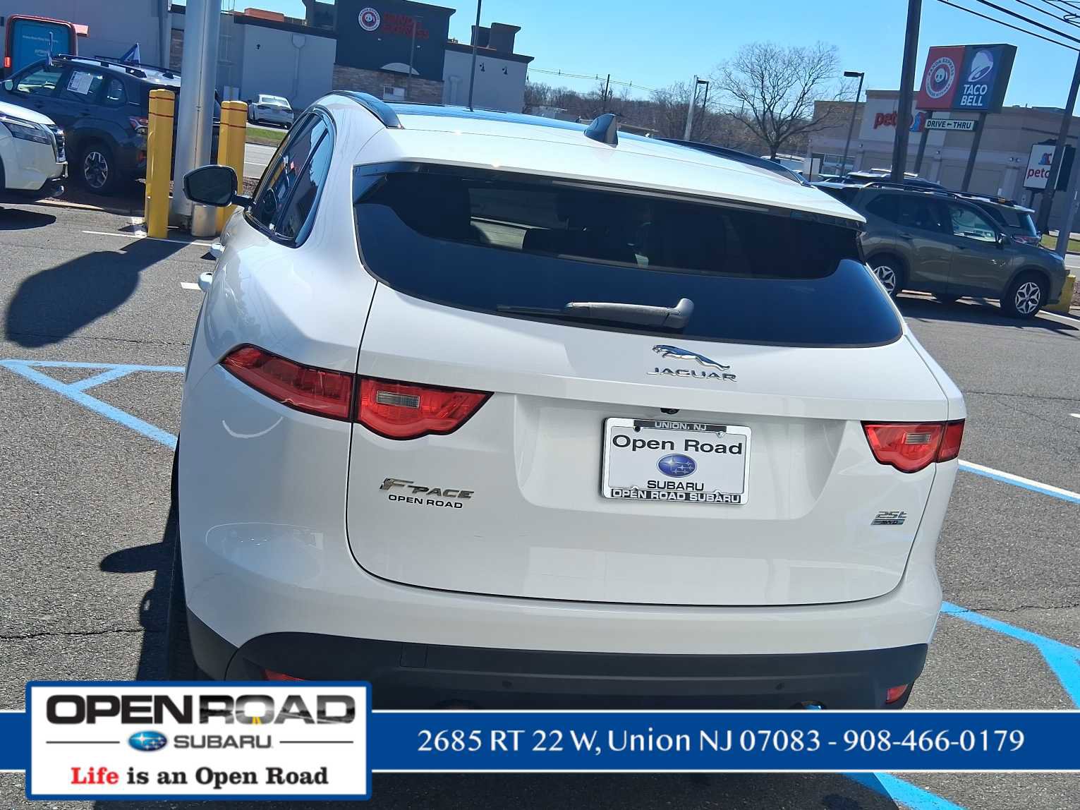 Used 2020 Jaguar F-PACE Premium image 6