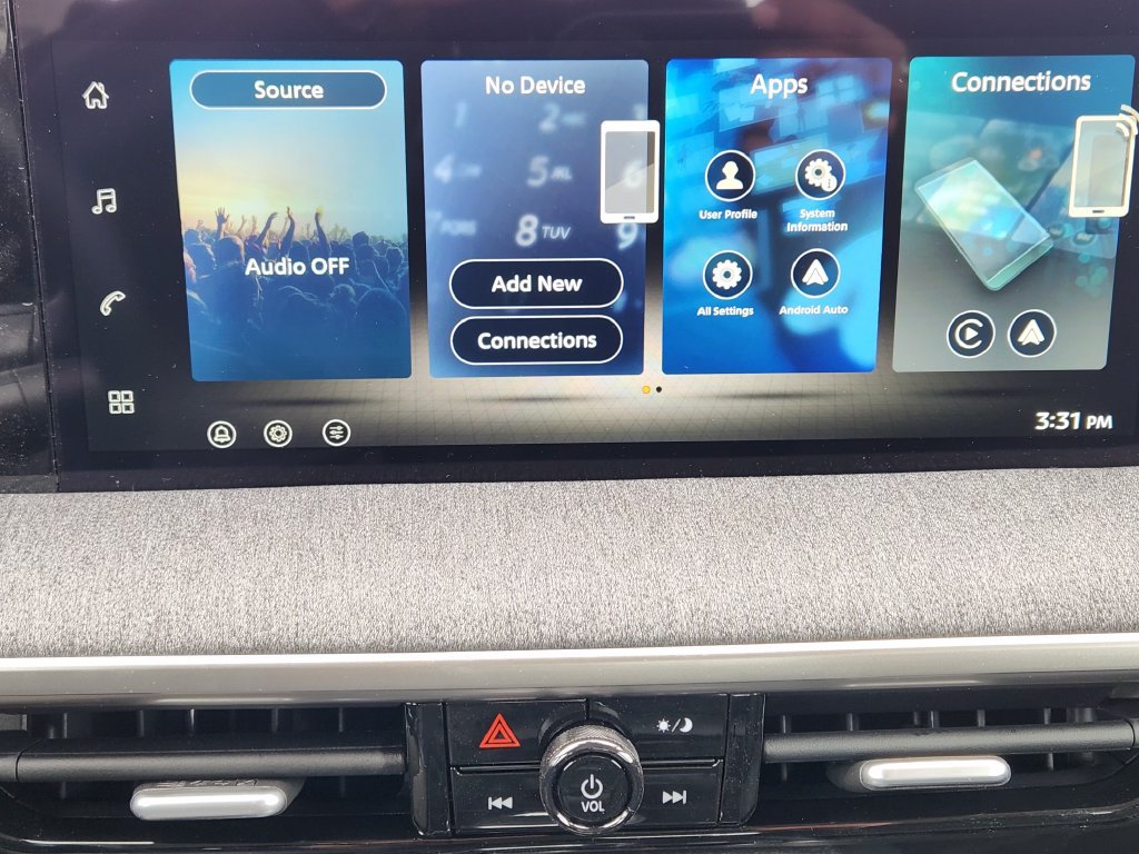 New 2026 Nissan Kicks S w/ Charging Package FWD image 18