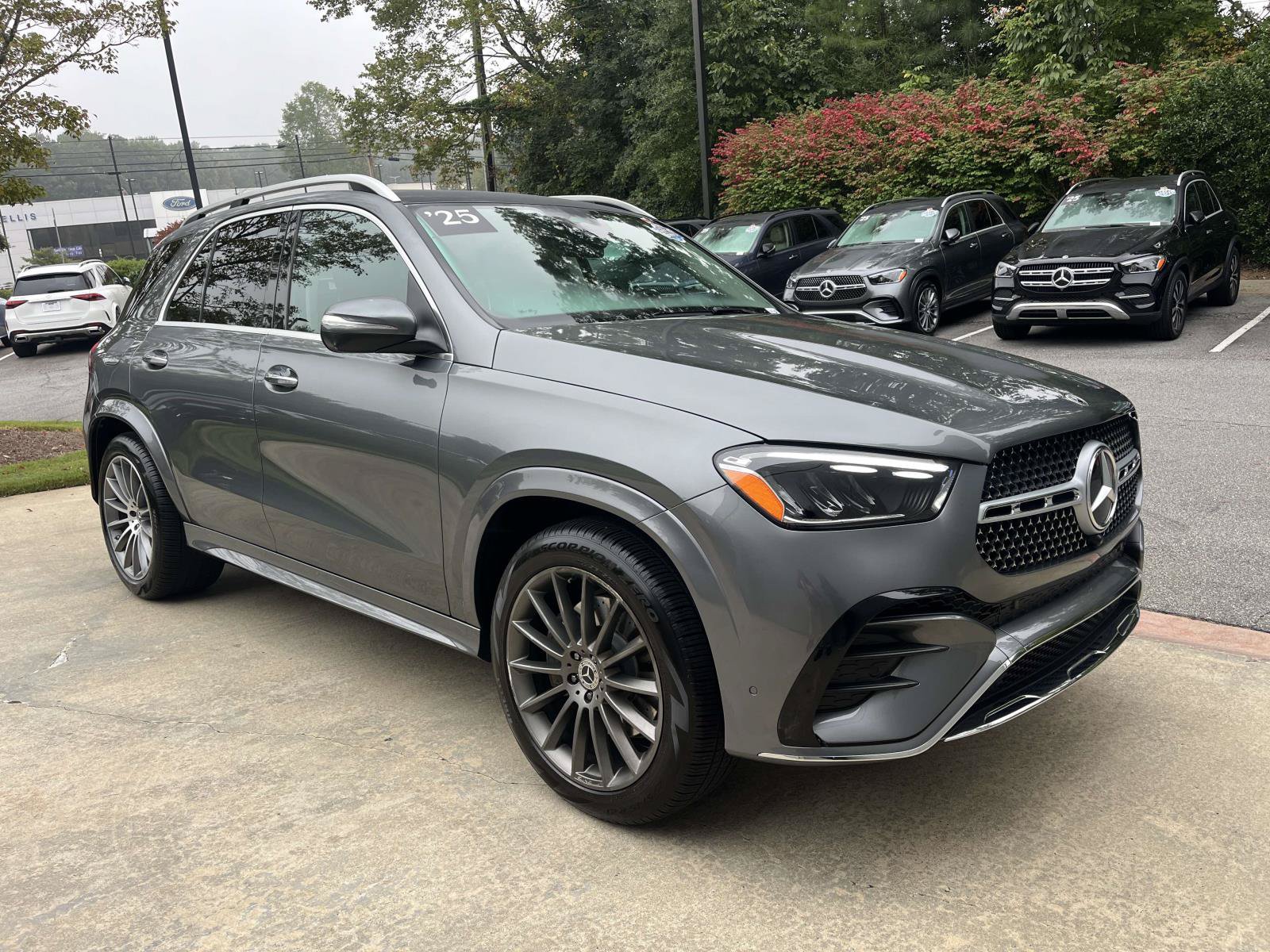 Certified 2025 Mercedes-Benz GLE 350 4MATIC image 5
