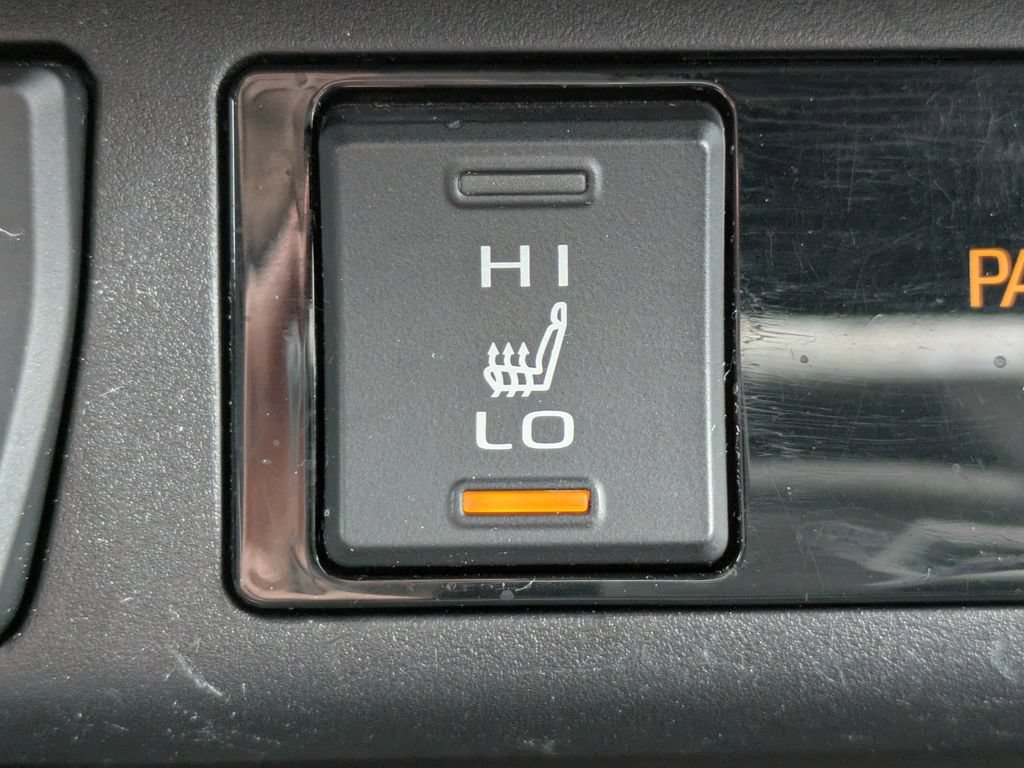 Used 2022 Toyota RAV4 XSE w/ XSE Grade Weather Package AWD/4WD image 24