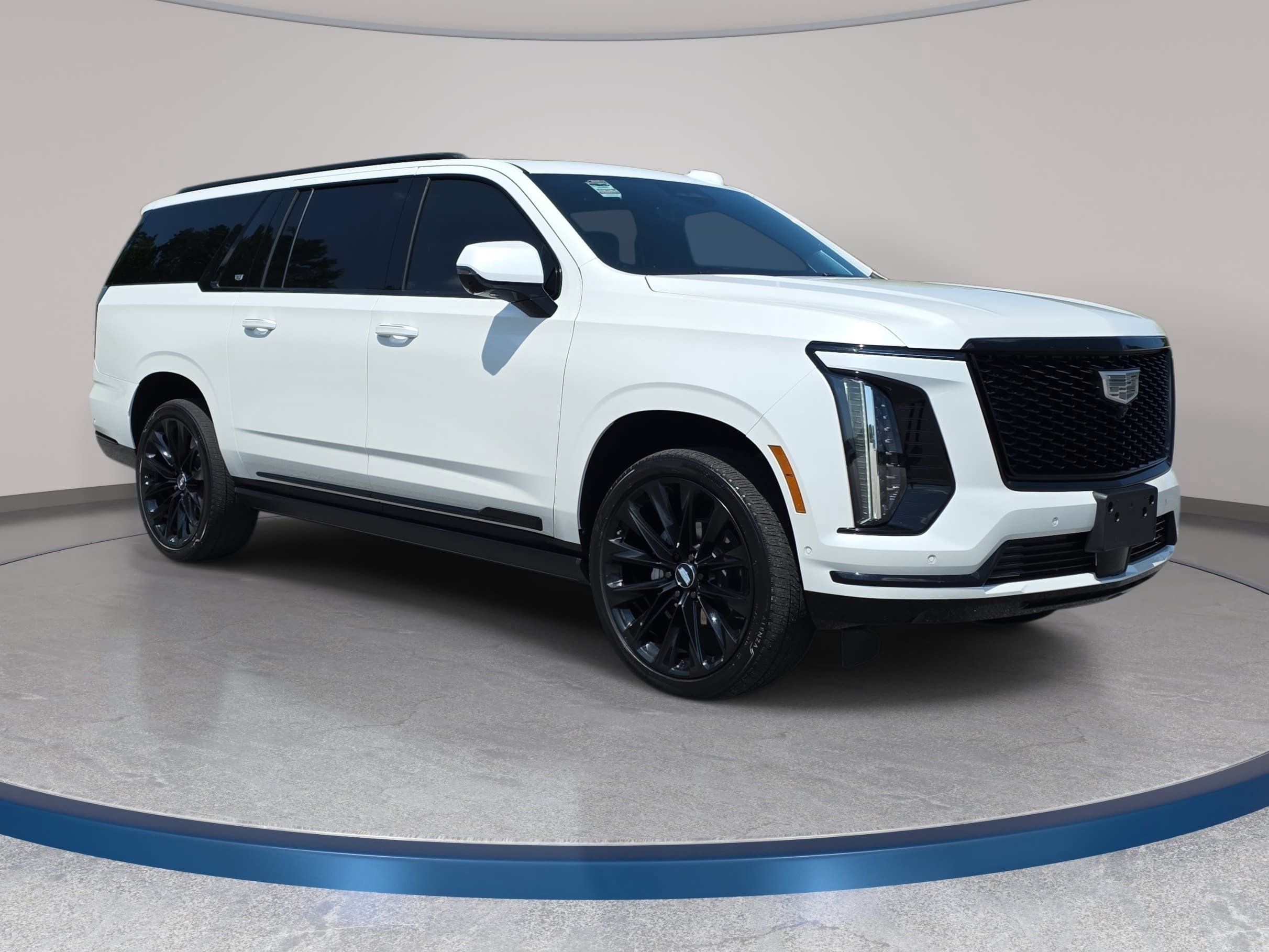 Used 2025 Cadillac Escalade ESV Sport Platinum w/ LPO, ONYX Package AWD/4WD image 3