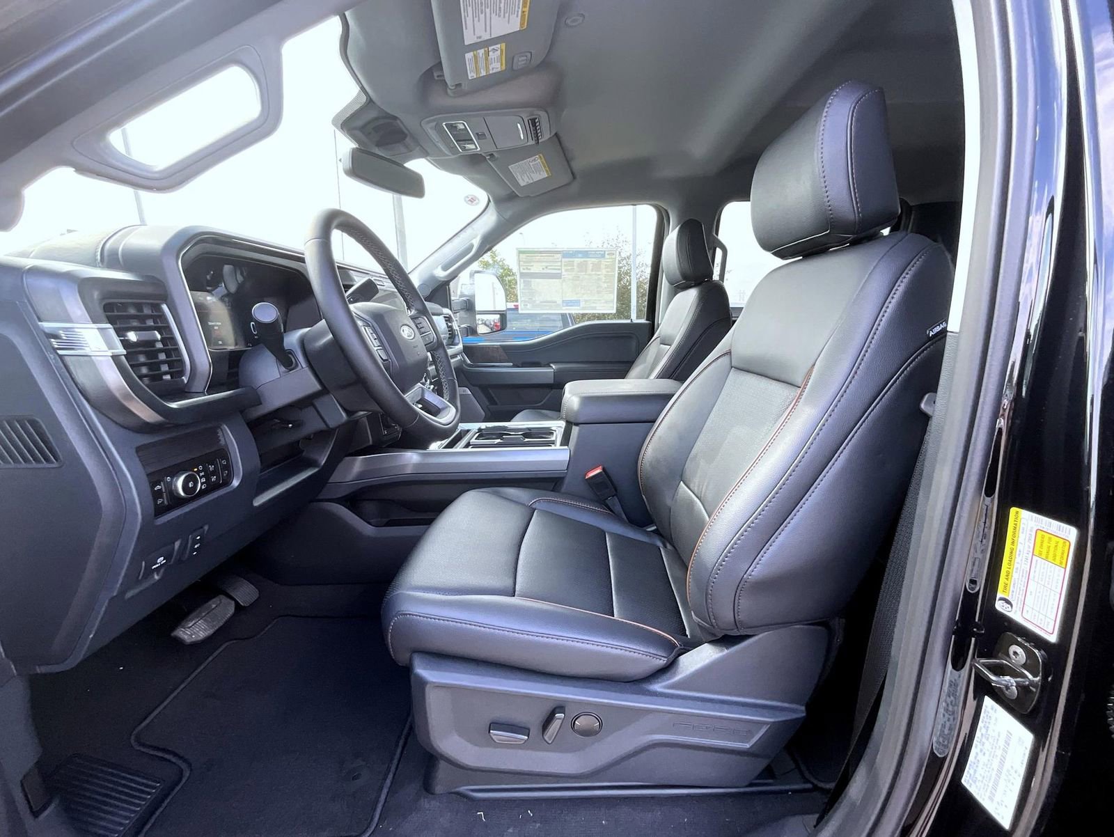 New 2025 Ford F250 Lariat w/ Chrome Package image 10