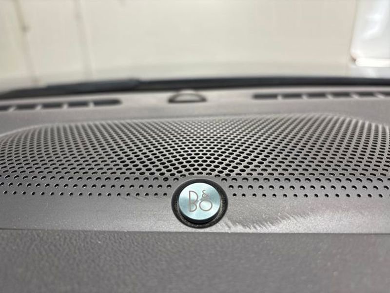 Used 2022 Ford Escape SEL w/ Technology Package image 12