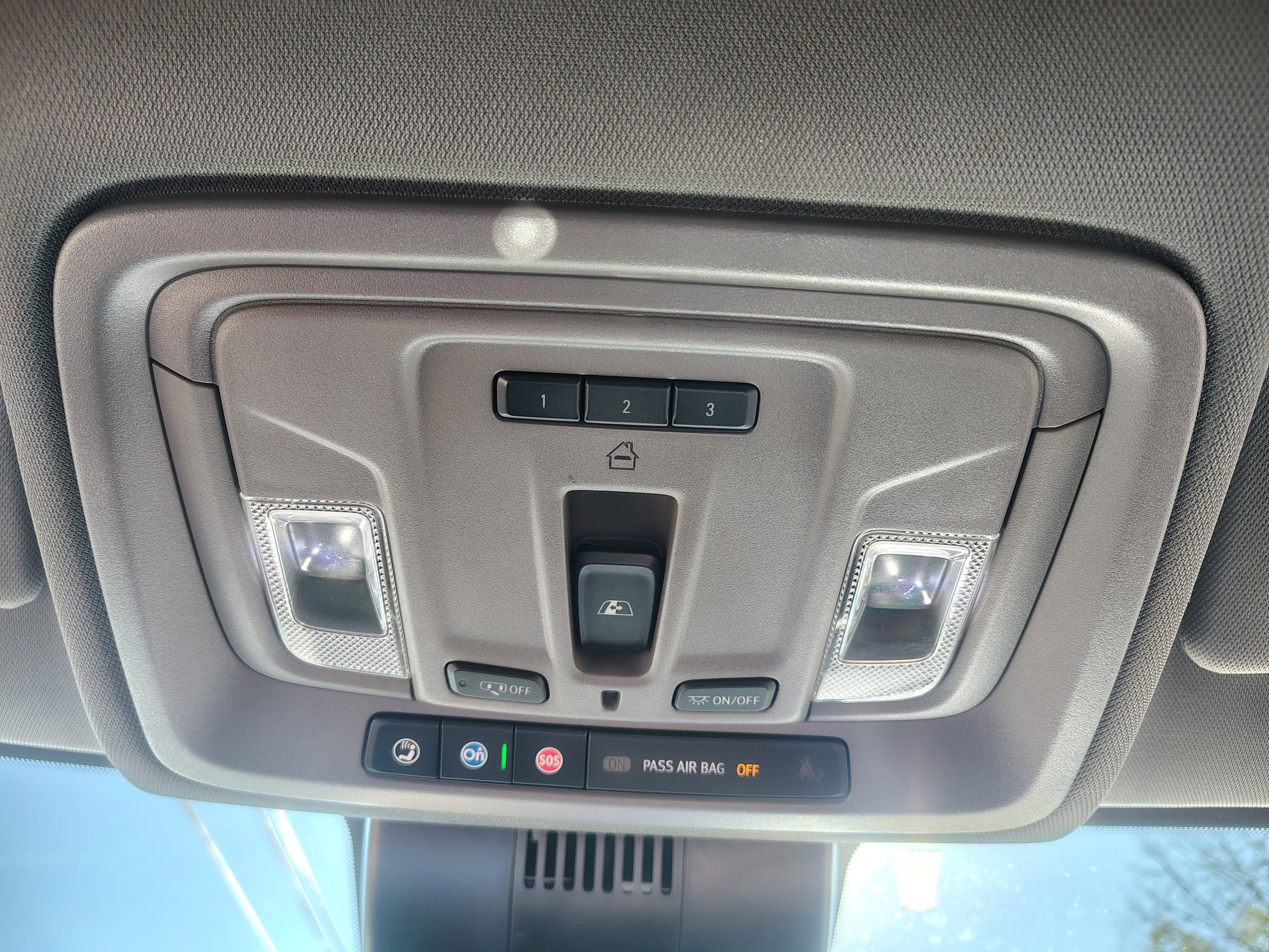 Used 2022 GMC Sierra 1500 SLT w/ SLT Convenience Package AWD/4WD image 40