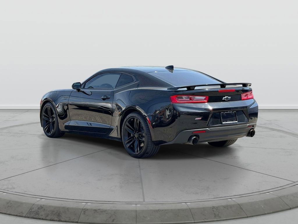 Used 2018 Chevrolet Camaro SS RWD image 5