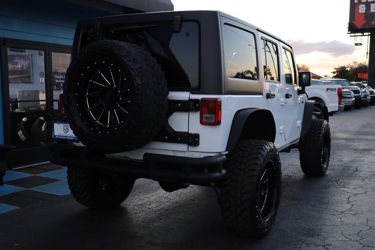 Used 2018 Jeep Wrangler Unlimited Sport S image 4