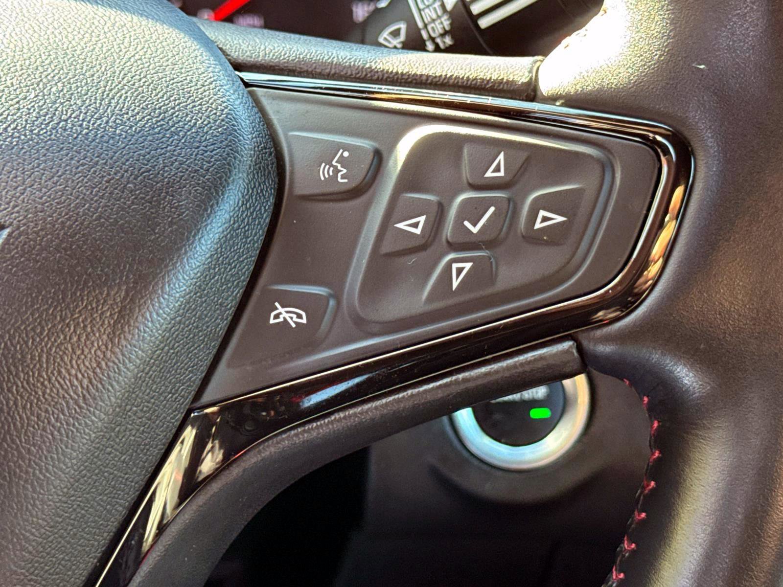 Certified 2022 Chevrolet Equinox RS w/ Infotainment Package image 22