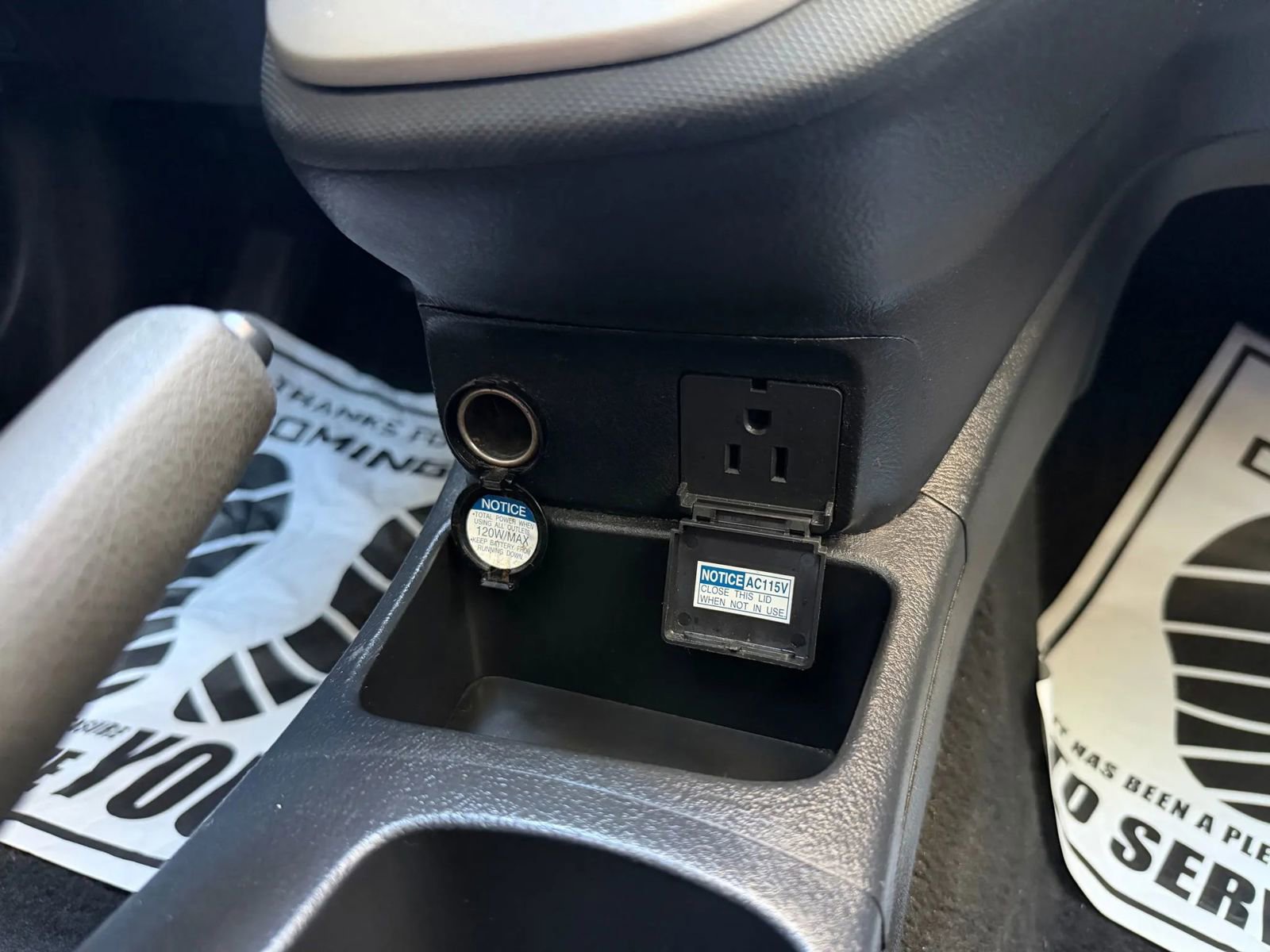 Used 2009 Toyota Matrix S image 24