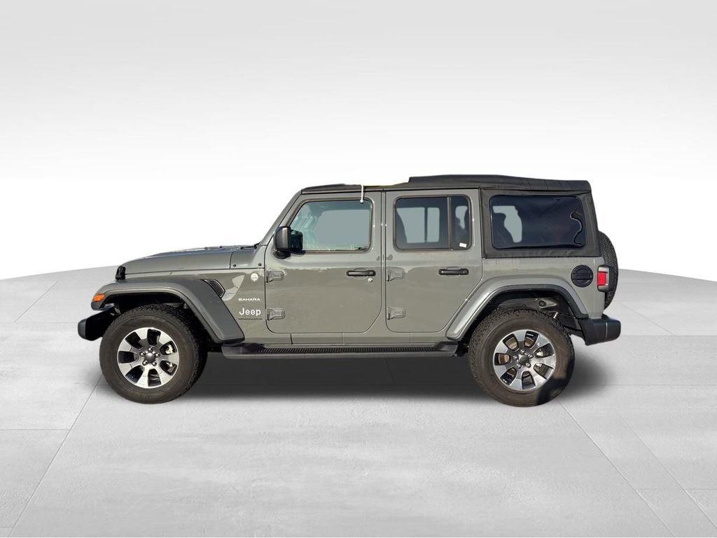 Used 2023 Jeep Wrangler Unlimited Sahara w/ Cold Weather Group AWD/4WD image 6