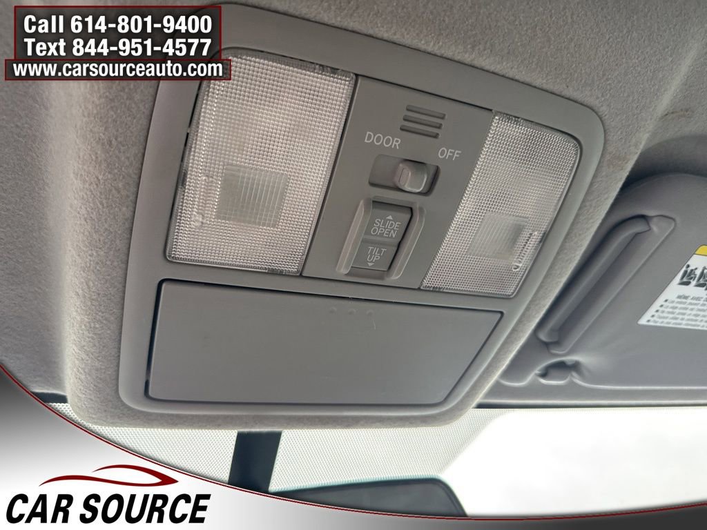 Used 2010 Toyota RAV4 Limited image 22