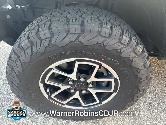 Used 2024 Jeep Wrangler Unlimited Rubicon w/ Convenience Group AWD/4WD image 4