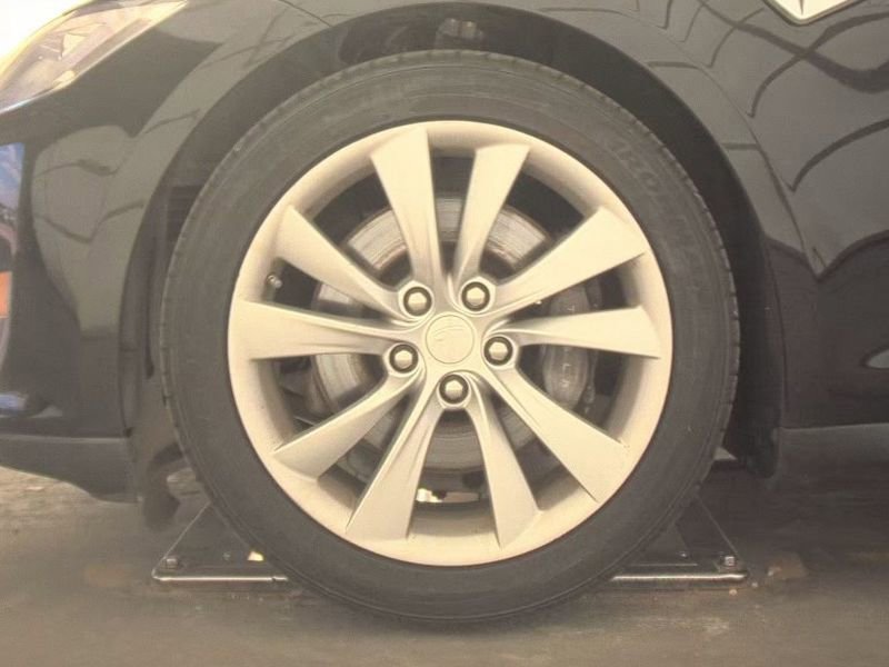 Used 2014 Tesla Model S 85 RWD image 24