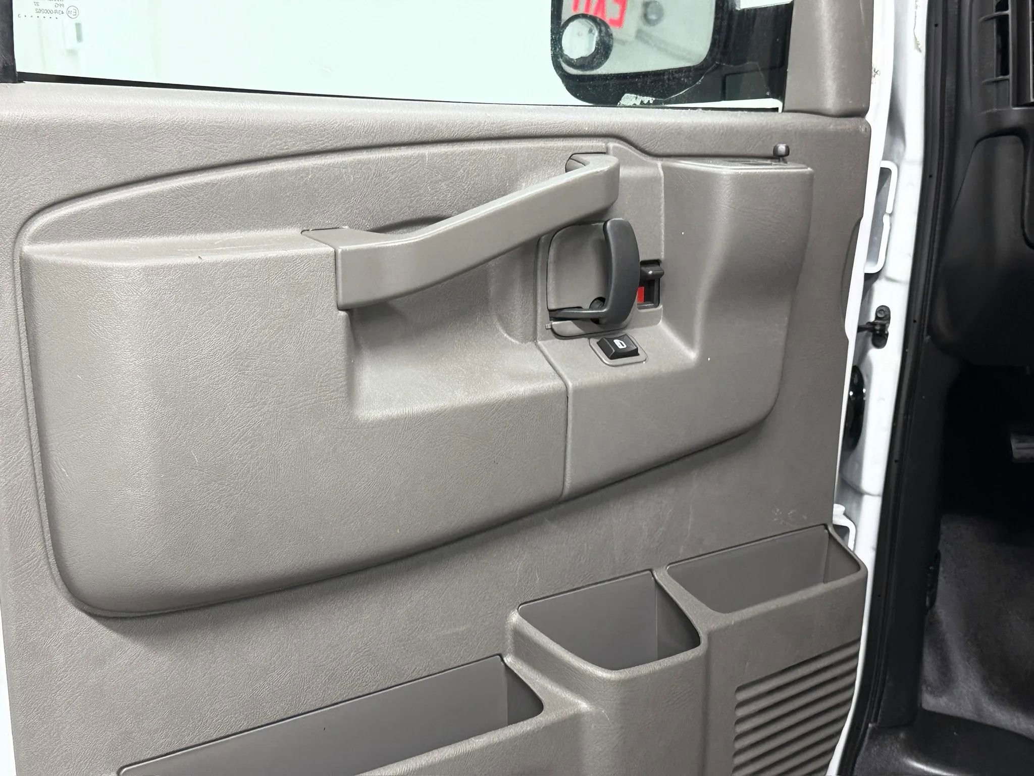 Used 2023 Chevrolet Express 3500 LS RWD image 12
