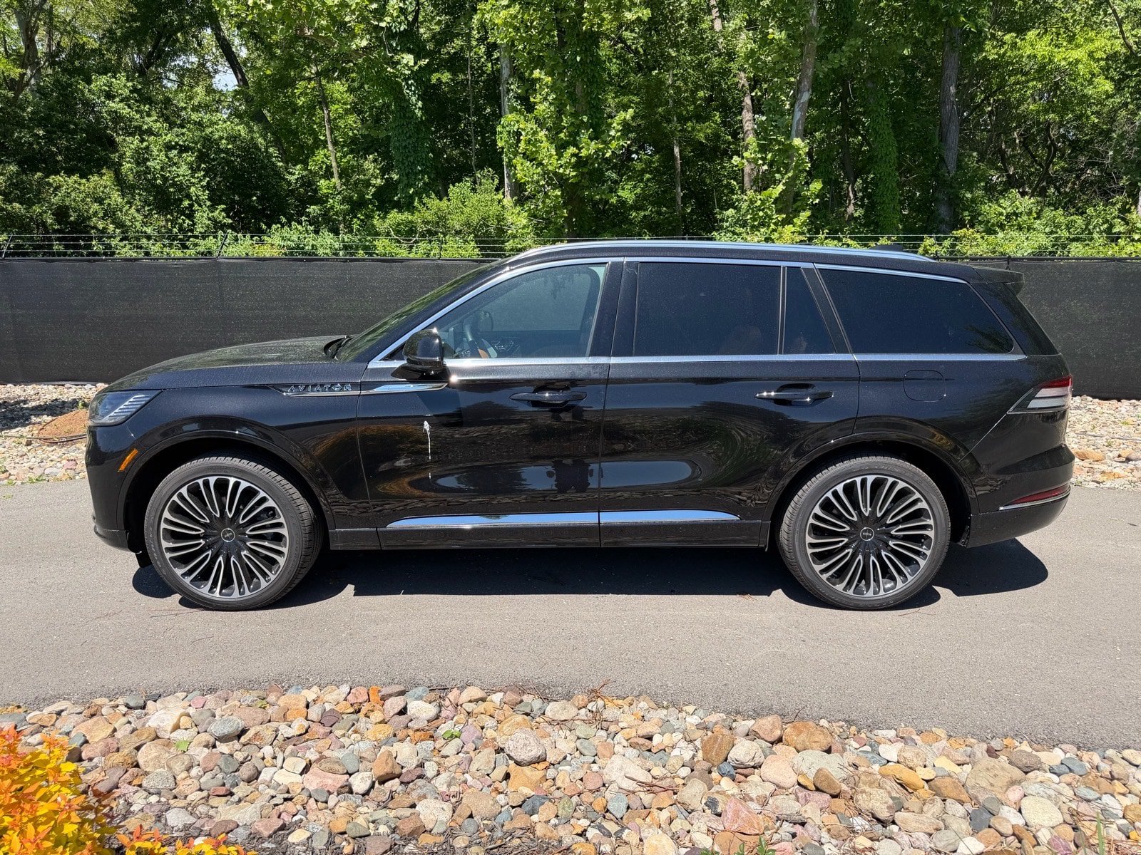 New 2026 Lincoln Aviator Black Label AWD/4WD image 2