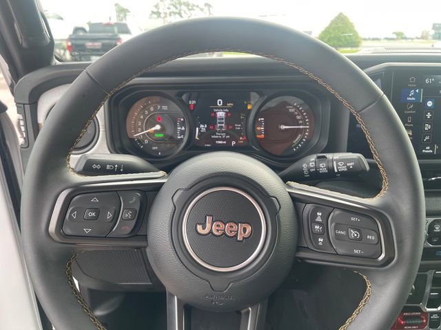 Used 2024 Jeep Wrangler Unlimited AWD/4WD image 9