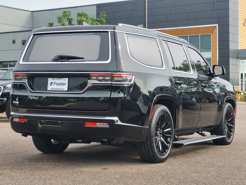 Used 2023 Jeep Grand Wagoneer Series III AWD/4WD image 7