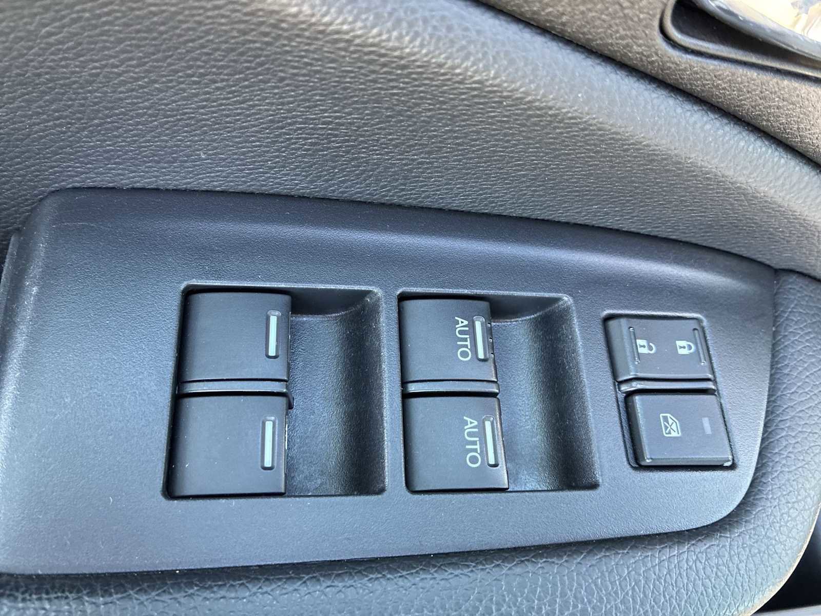 Used 2021 Honda Pilot Touring image 15