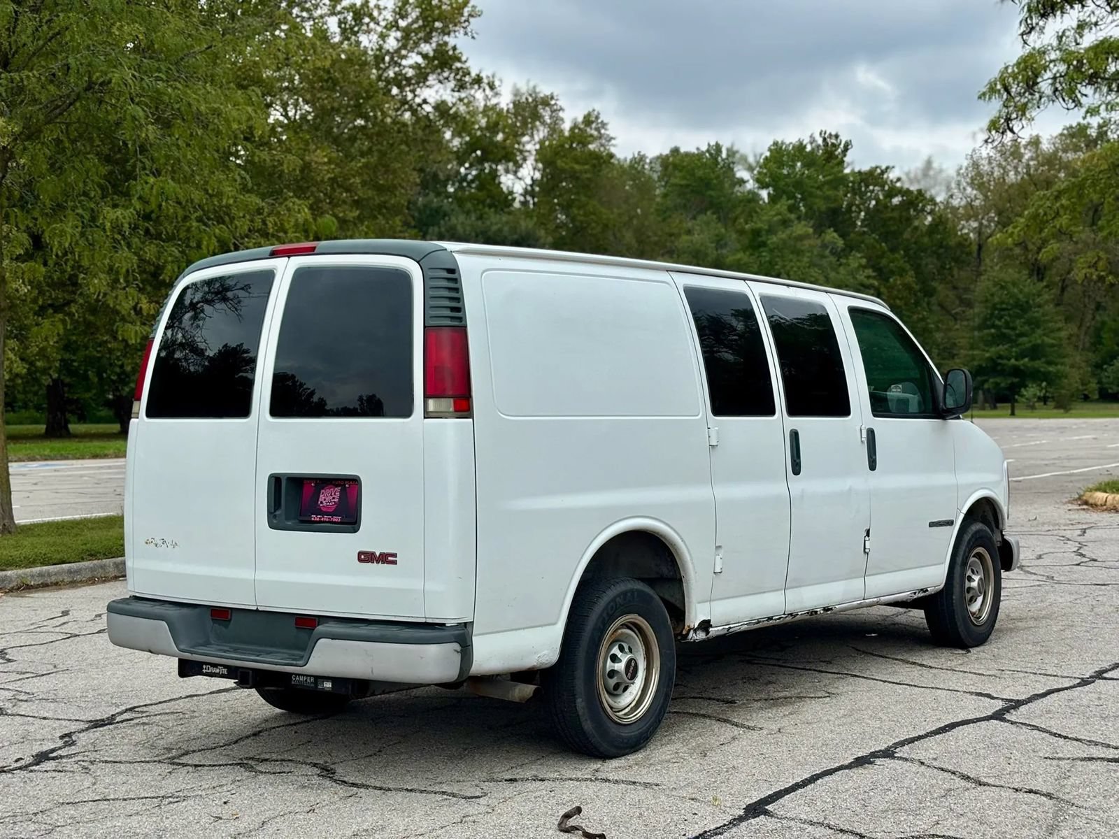 Used 2001 GMC Savana 2500 RWD image 5
