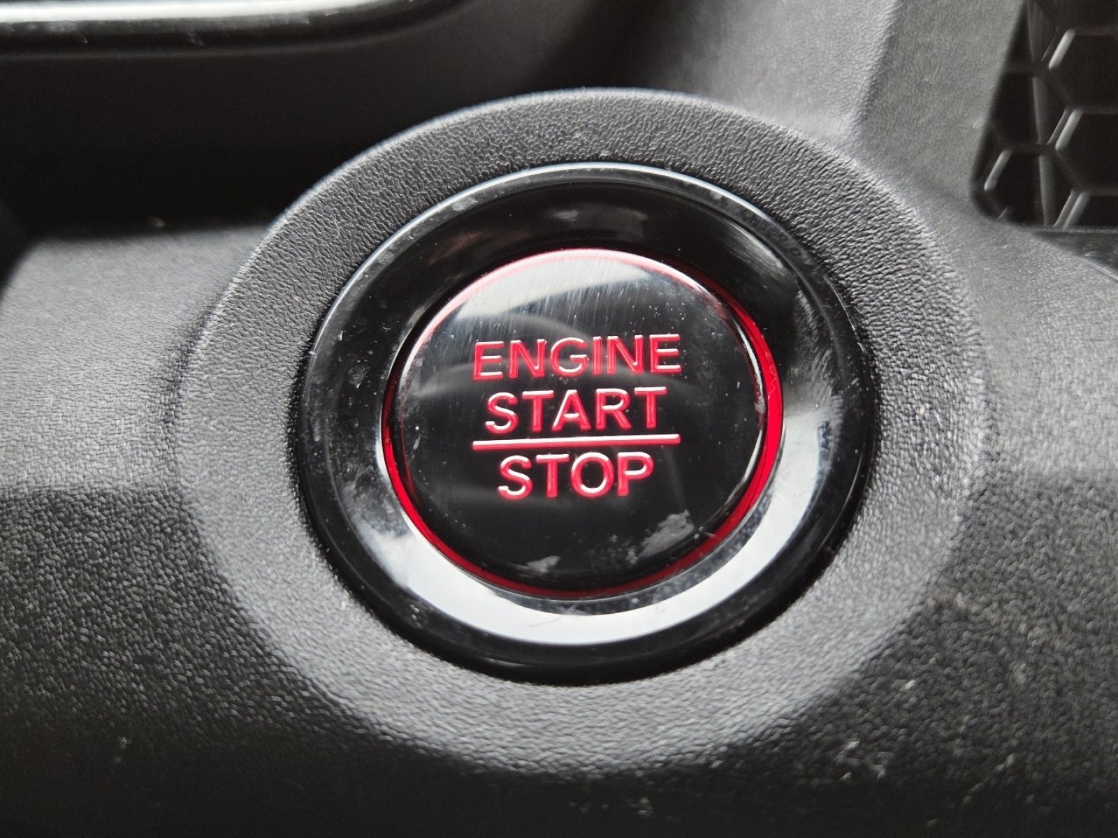 Used 2025 Honda CR-V LX image 33