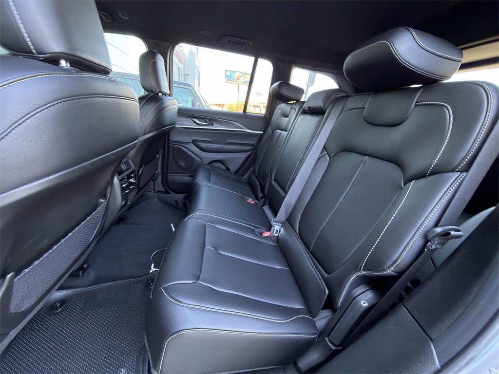 New 2025 Jeep Grand Cherokee Limited image 20