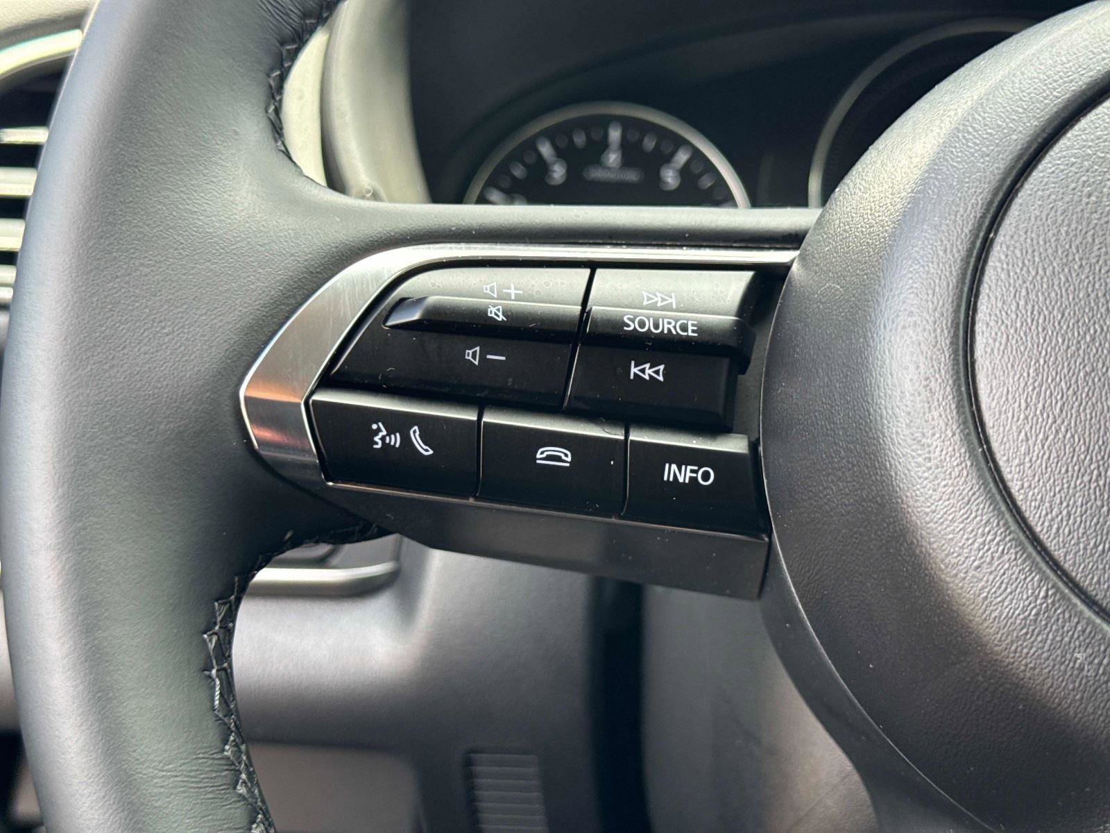 Certified 2025 MAZDA CX-30 AWD 2.5 S w/ Select Sport Pkg image 27