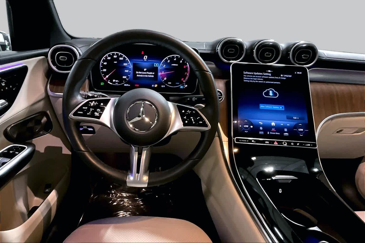 Certified 2024 Mercedes-Benz GLC 300 4MATIC image 6