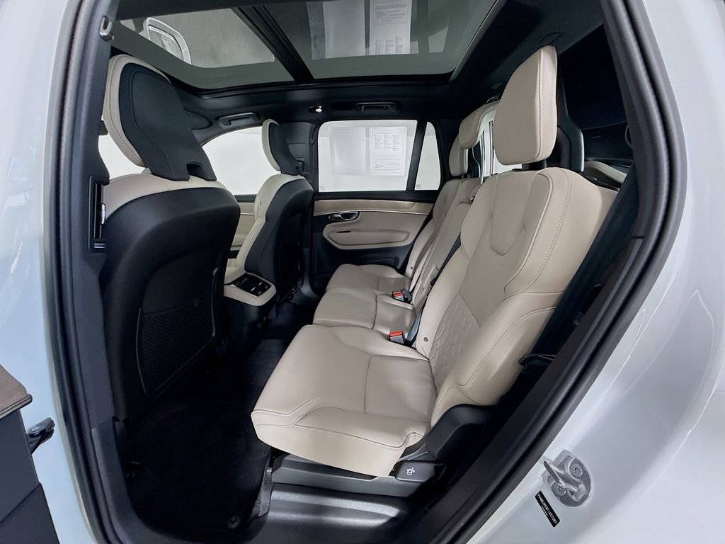 Certified 2026 Volvo XC90 B6 Plus w/ Protection Package Premier image 26