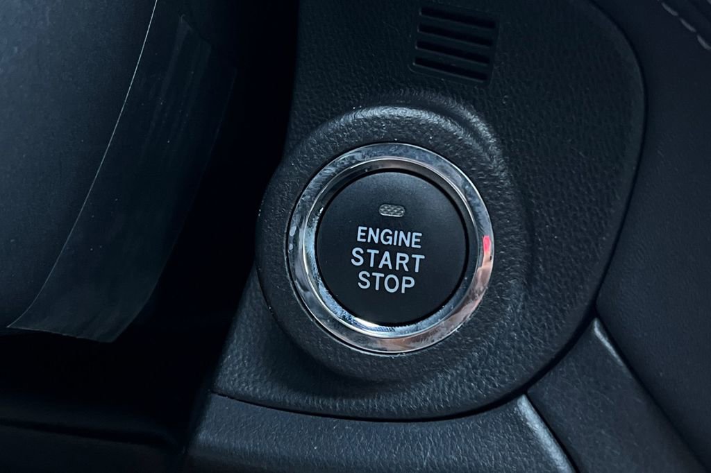 Used 2023 Subaru Outback Touring XT image 29