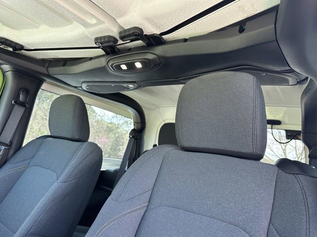 Used 2025 Jeep Wrangler Sport image 28