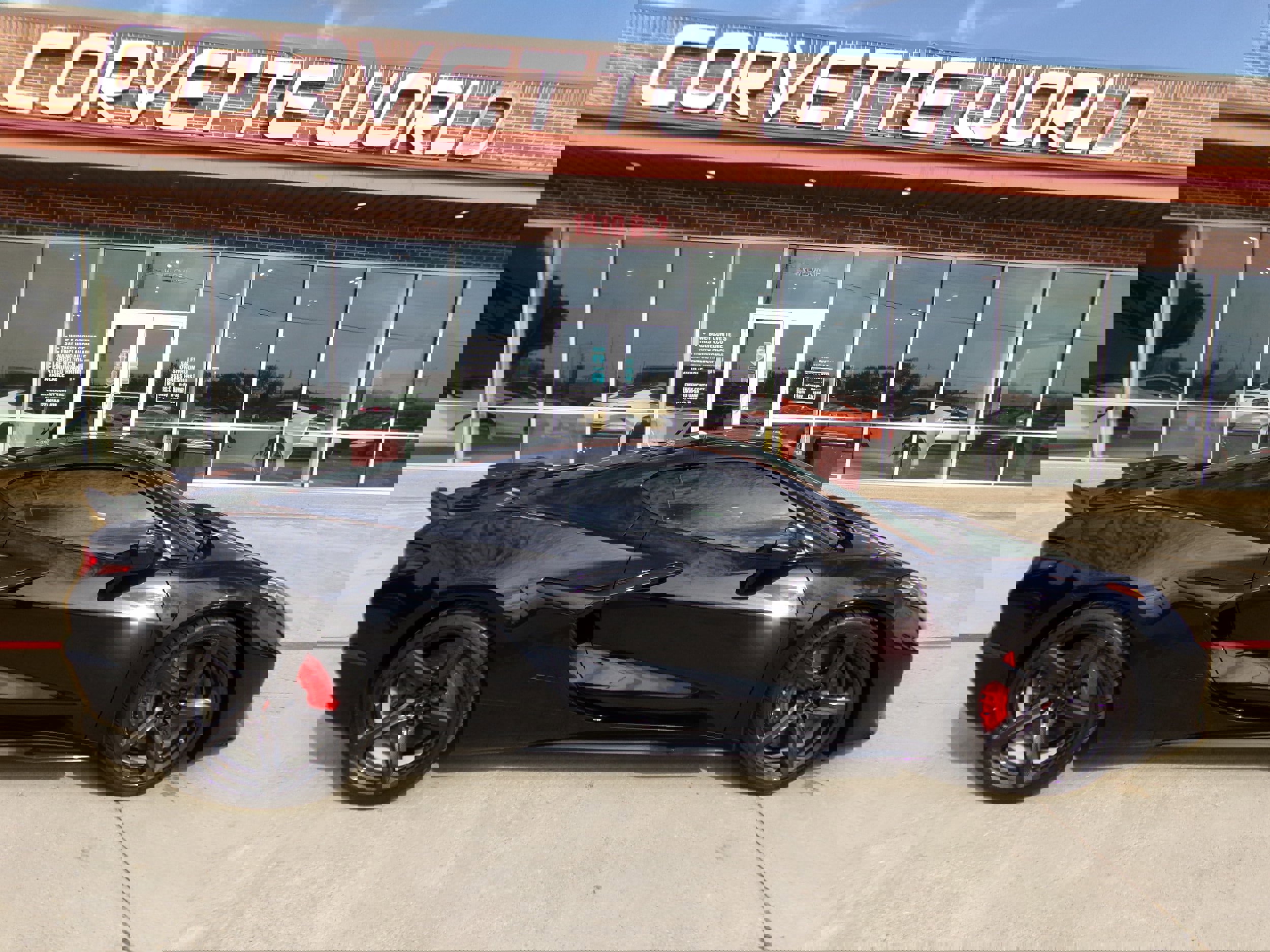 Used 2023 Chevrolet Corvette Z06 w/ Engine Appearance Package image 5