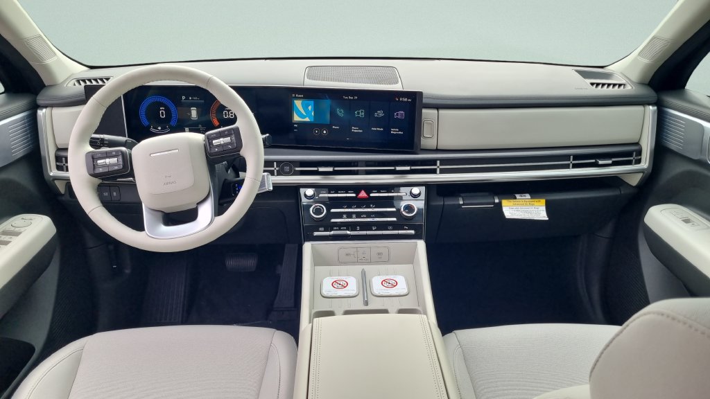 New 2026 Hyundai Santa Fe SE FWD image 10