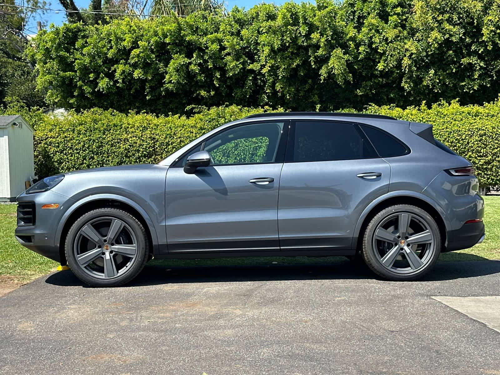 New 2026 Porsche Cayenne AWD/4WD image 2
