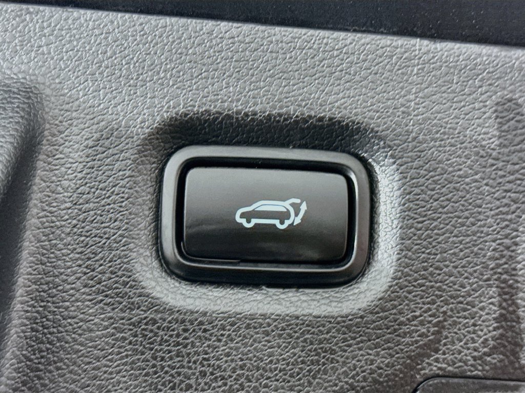Certified 2023 Hyundai Santa Fe SEL AWD/4WD image 29