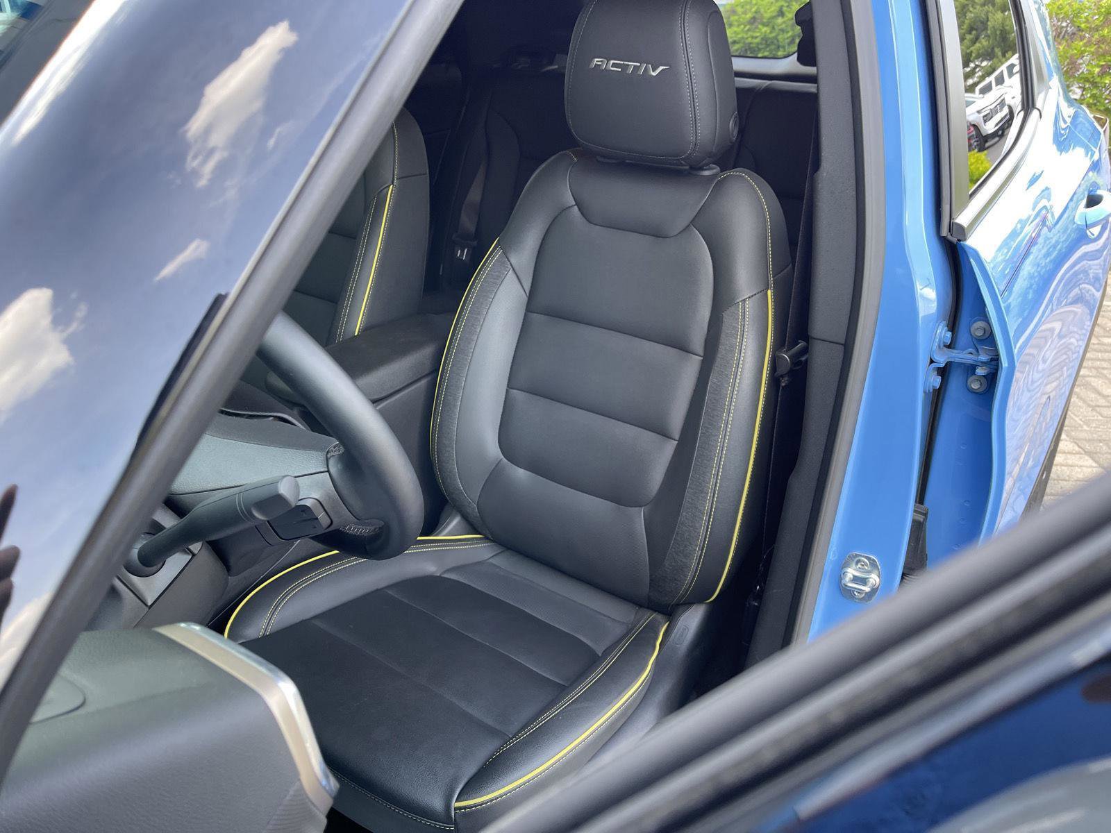 Used 2024 Chevrolet TrailBlazer ACTIV w/ Convenience Package FWD image 14