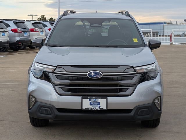 Used 2025 Subaru Forester Premium image 8