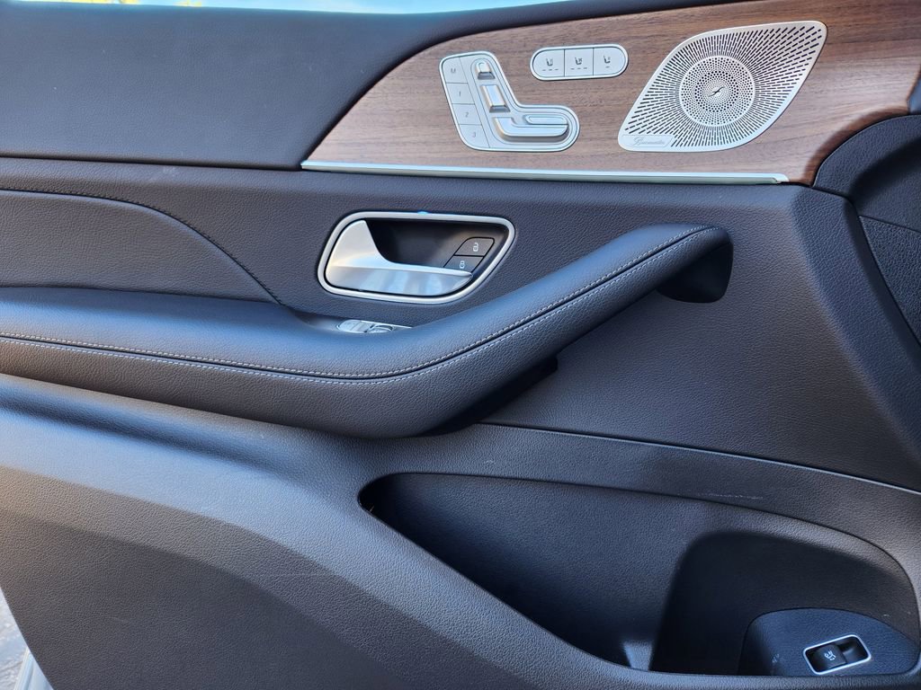 Used 2026 Mercedes-Benz GLS 450 GLS 450 image 22