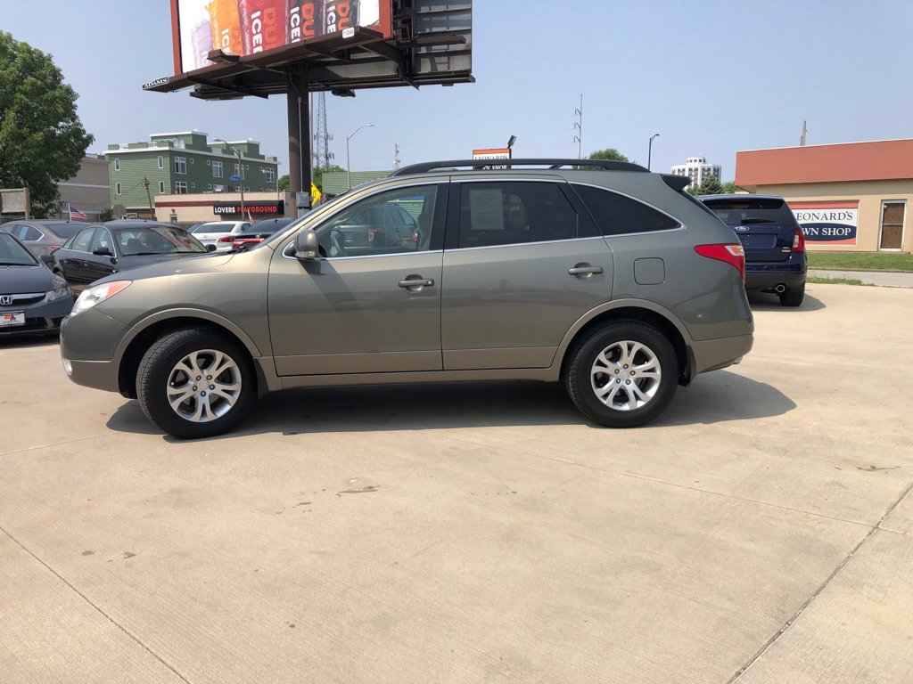 Used 2009 Hyundai Veracruz GLS w/ Preferred Pkg 2 image 2