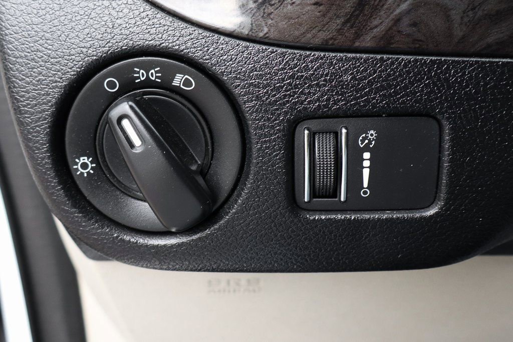 Used 2019 Dodge Grand Caravan SE image 18