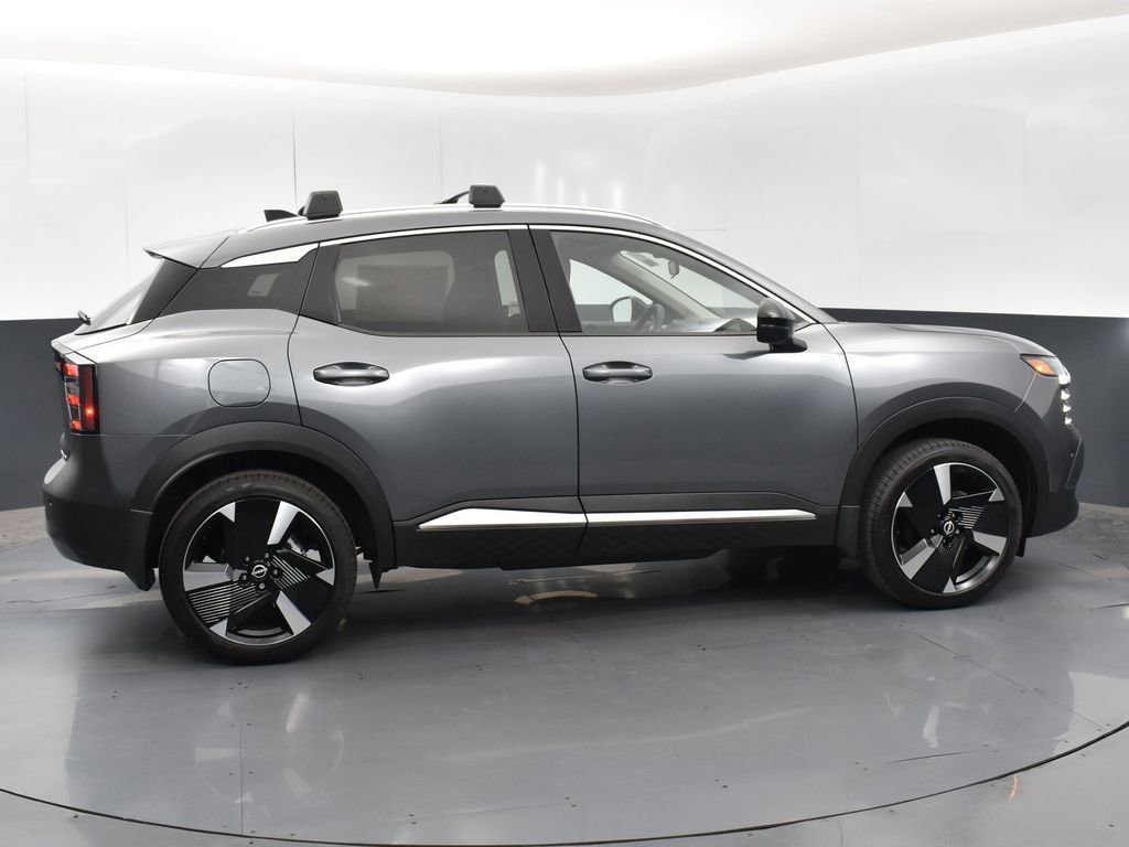 New 2026 Nissan Kicks SR w/ Cold Weather Package image 8