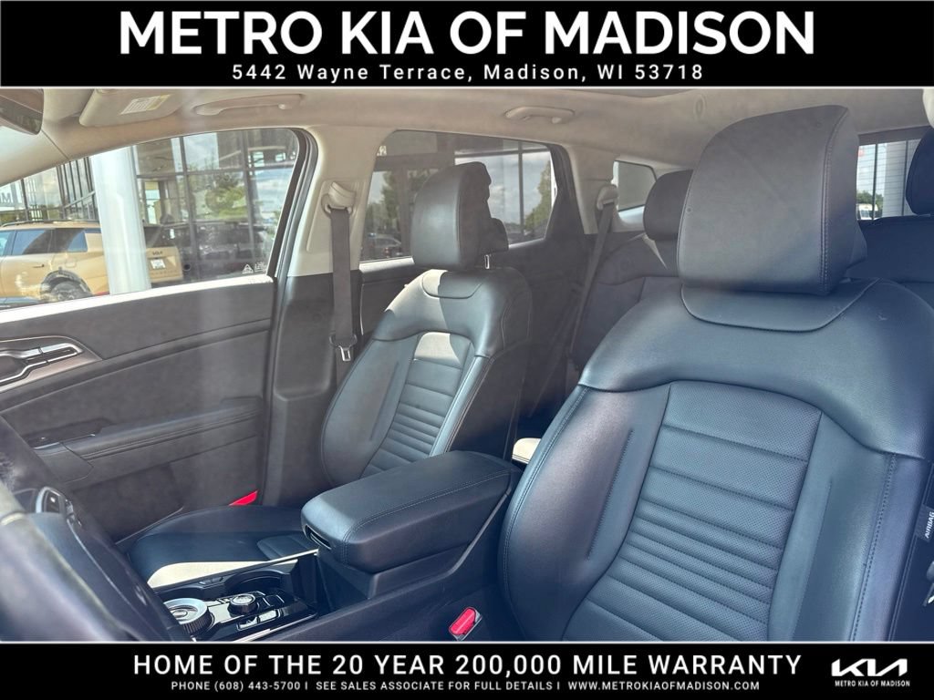 Used 2025 Kia Sportage SX Prestige AWD/4WD image 16