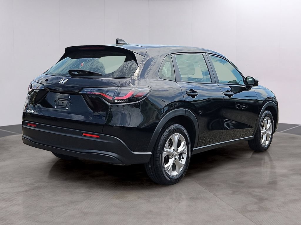Certified 2023 Honda HR-V LX image 7