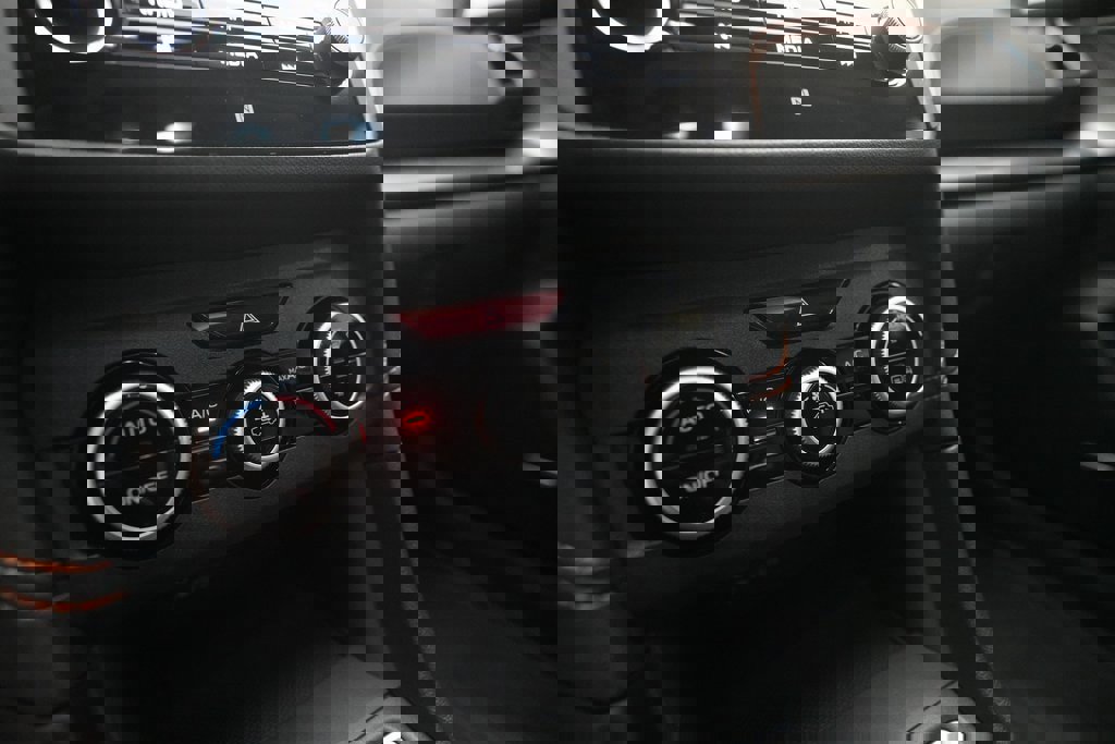 Used 2022 Subaru Crosstrek 2.5i Limited image 21