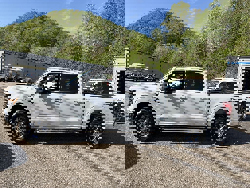 Used 2024 Ford F150 XLT w/ Mobile Office Package image 9