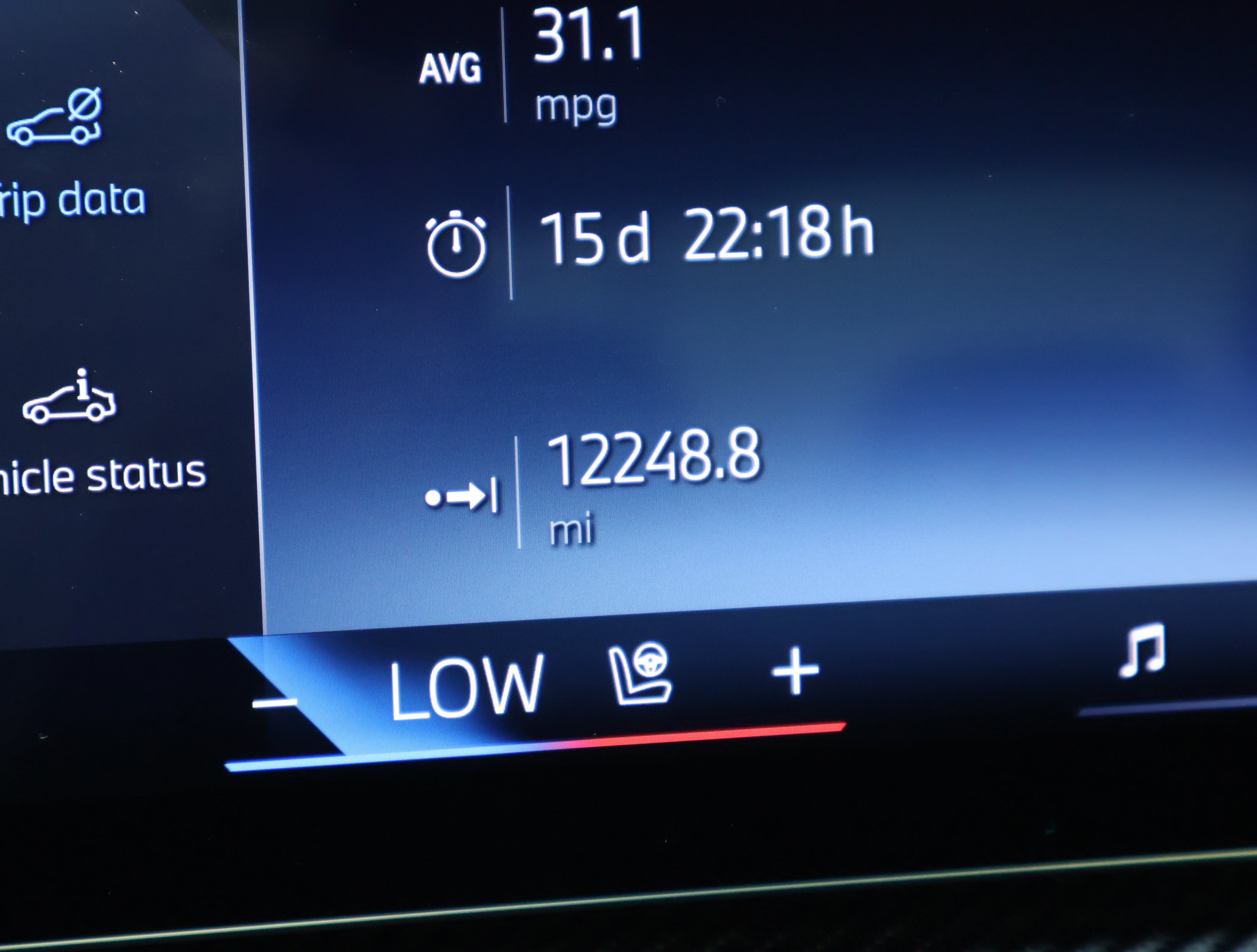 Used 2025 BMW M340i xDrive w/ Shadowloine Package AWD/4WD image 4