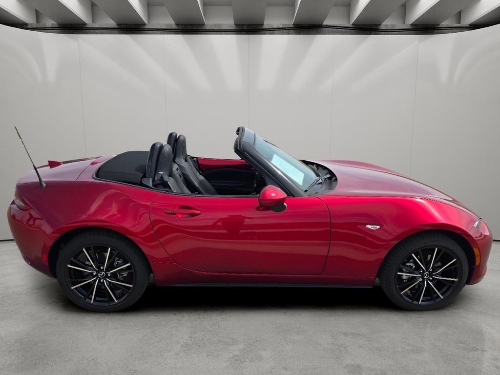 Used 2025 MAZDA MX-5 Miata Grand Touring w/ Weather Package image 10