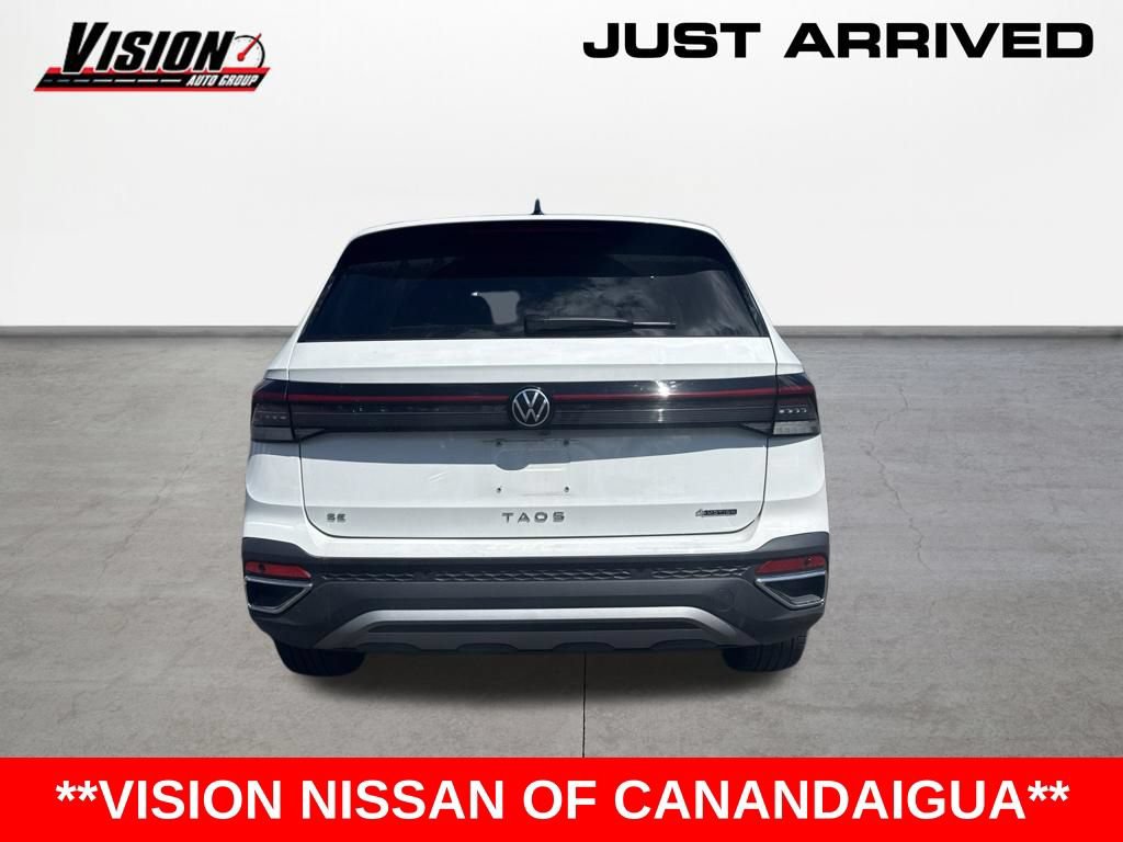Used 2026 Volkswagen Taos SE AWD/4WD image 6