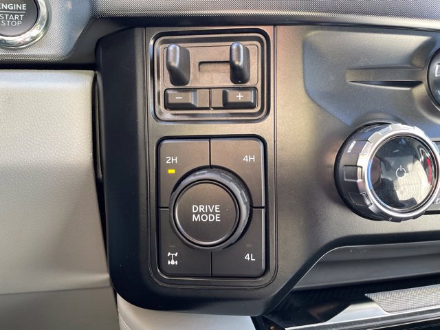 Certified 2024 Ford F350 Limited w/ FX4 Off-Road Package AWD/4WD image 36