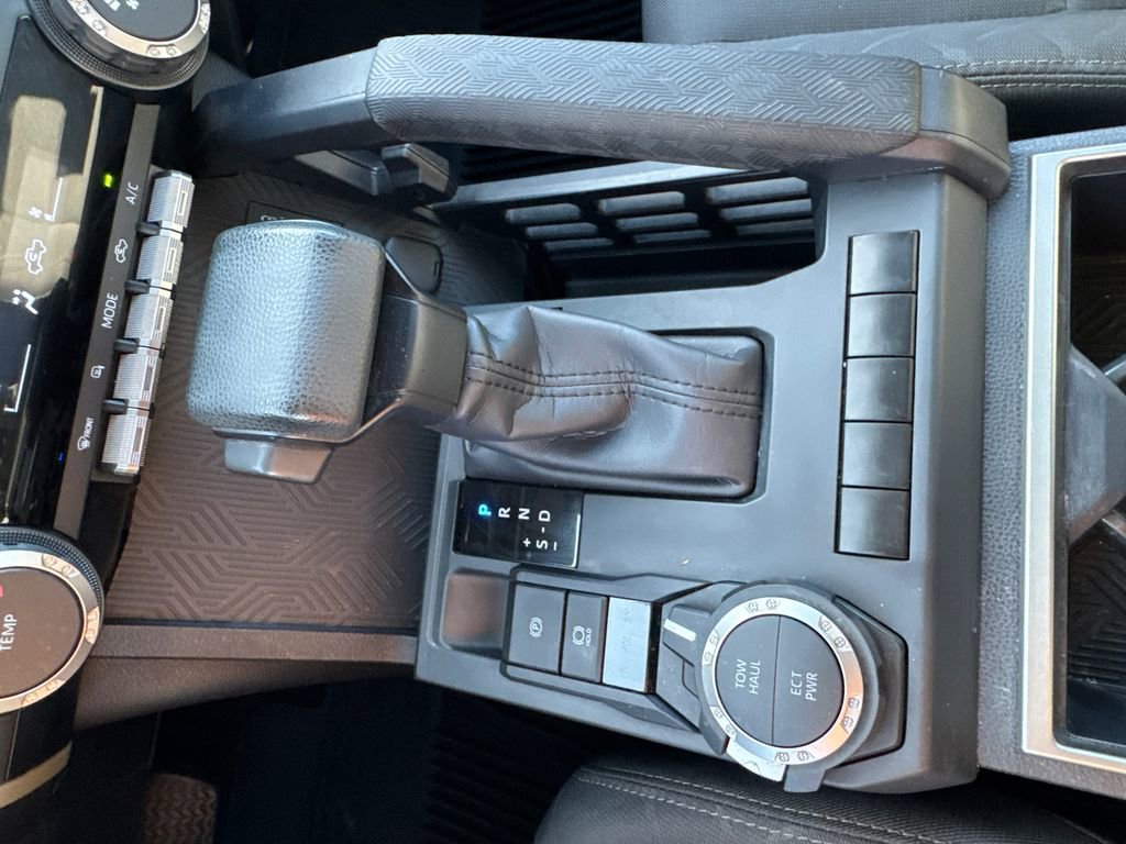 Certified 2025 Toyota Tacoma SR5 image 29