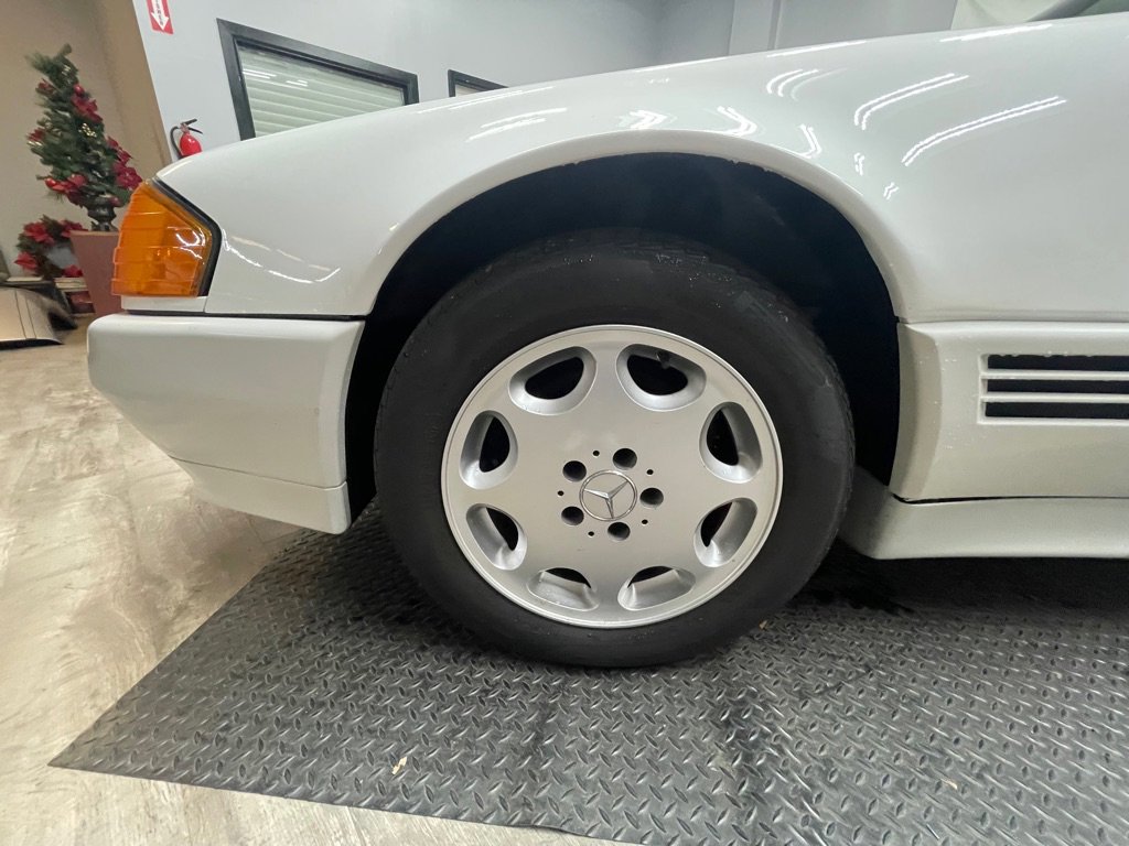 Used 1994 Mercedes-Benz SL 320 image 39